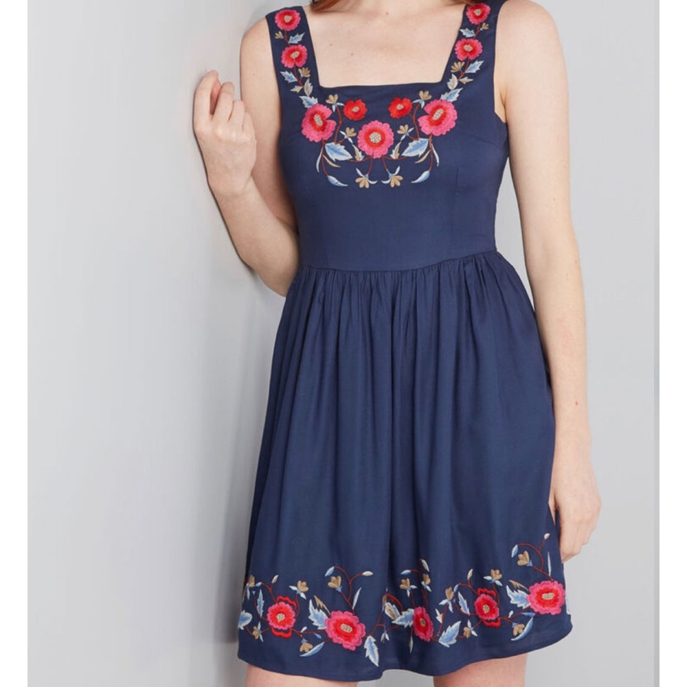 ModCloth-Enlightened Look Embroidered Dress- Large